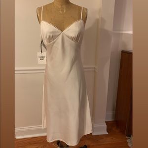 ARITZIA Satin Lace Midi White Dress NEW WITH TAGS (small)